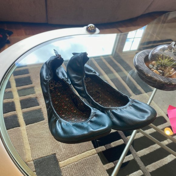 Black Poppy Ballet Flats - Picture 1 of 3